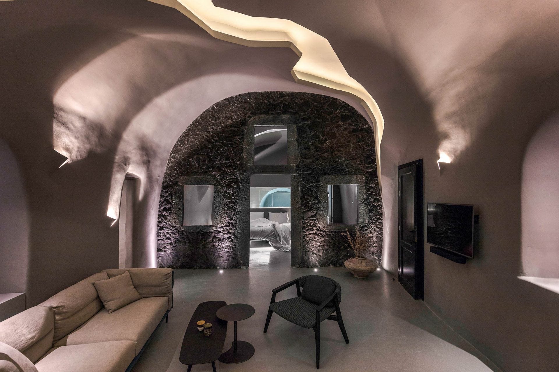 Kivotos Cave Three Bedroom Villa — luxury villa photo 1