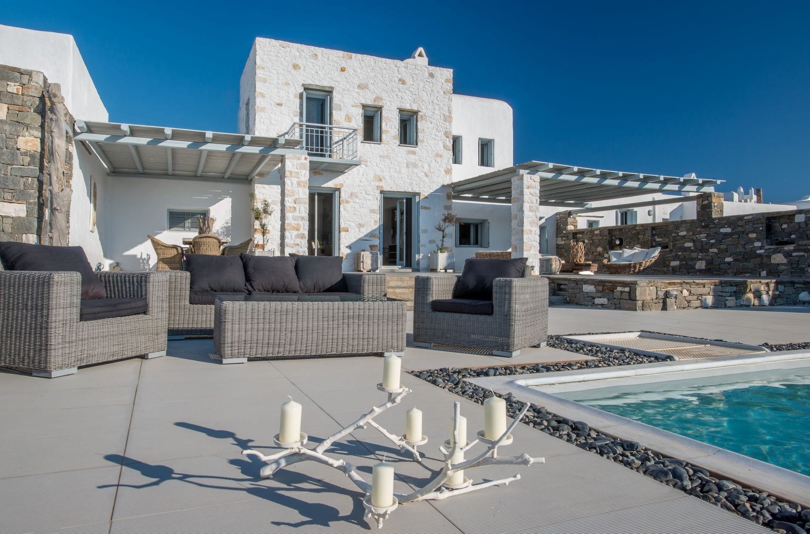 Aelia DeLuxe Villa — luxury villa photo 1