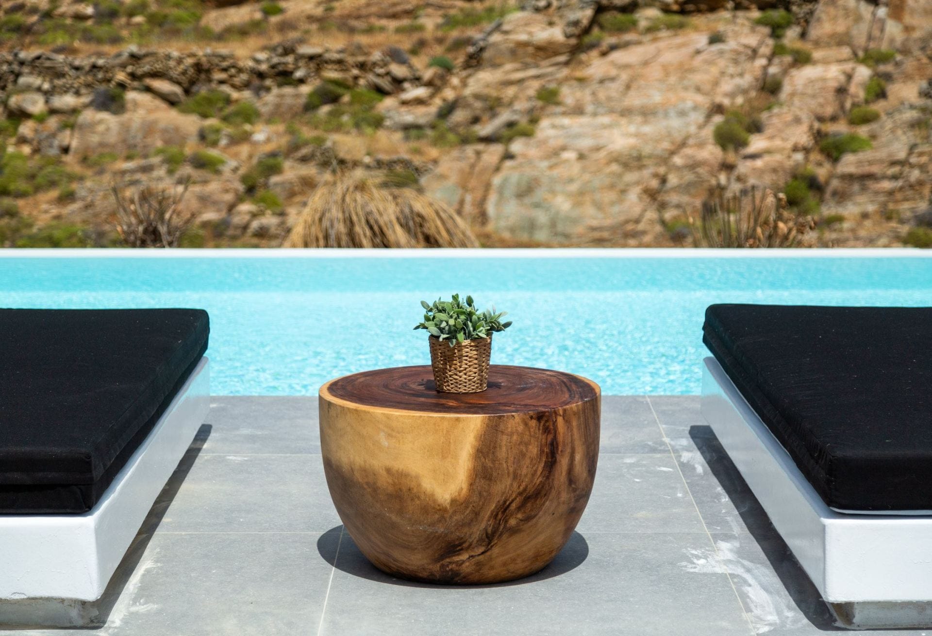 Ftelia Black Villa 4 — luxury villa photo 2