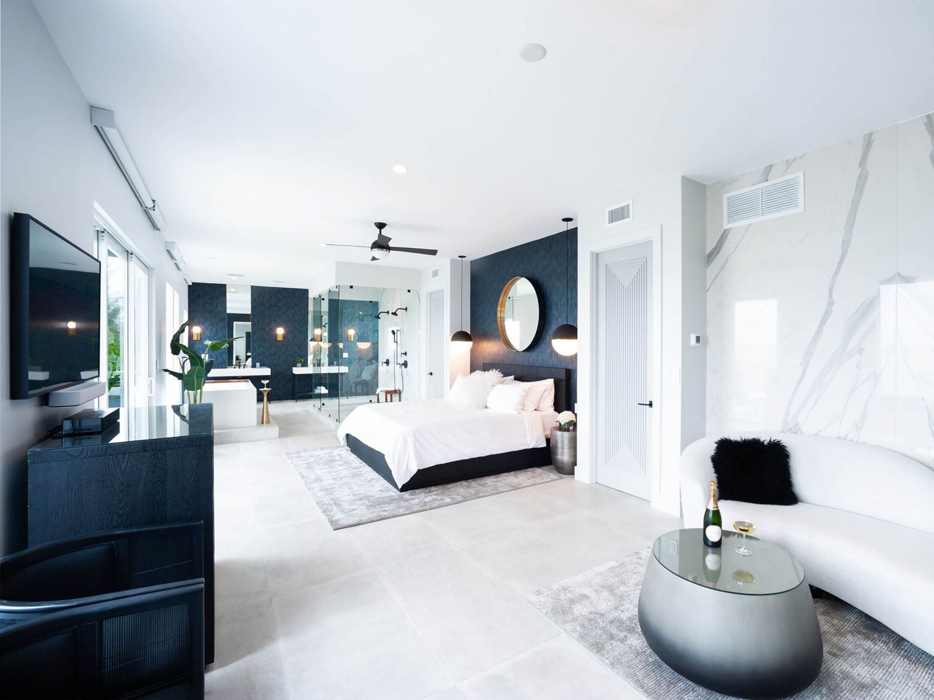 Villa Black Urchin — luxury villa photo 1