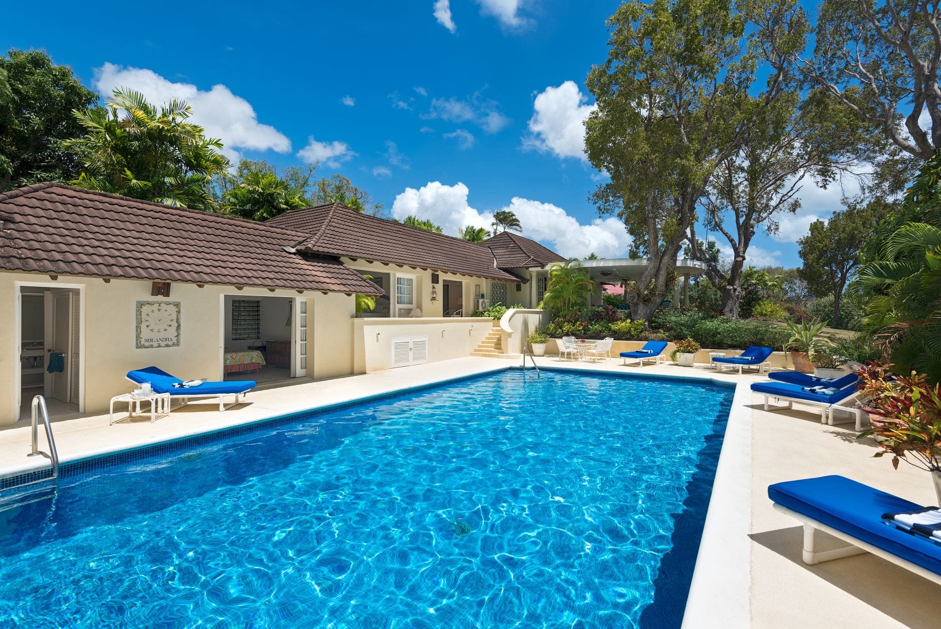 Villa Solandra — luxury villa photo 1