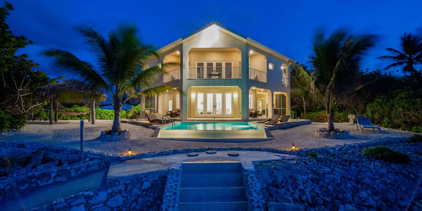 Villa Christmas Palms - Image 1