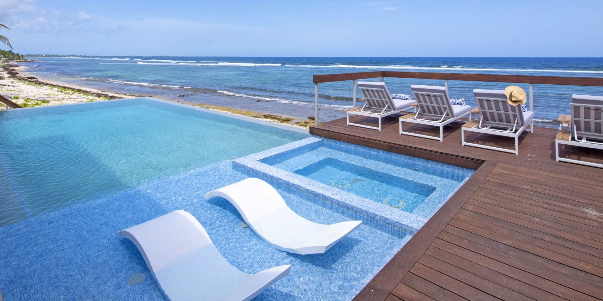 Villa Present Moment — luxury villa photo 1