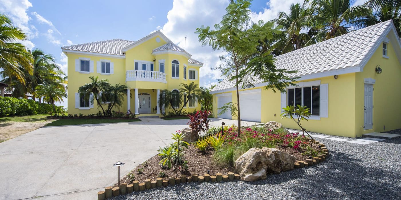 Villa Hidden Treasure + Guesthouse - Image 1