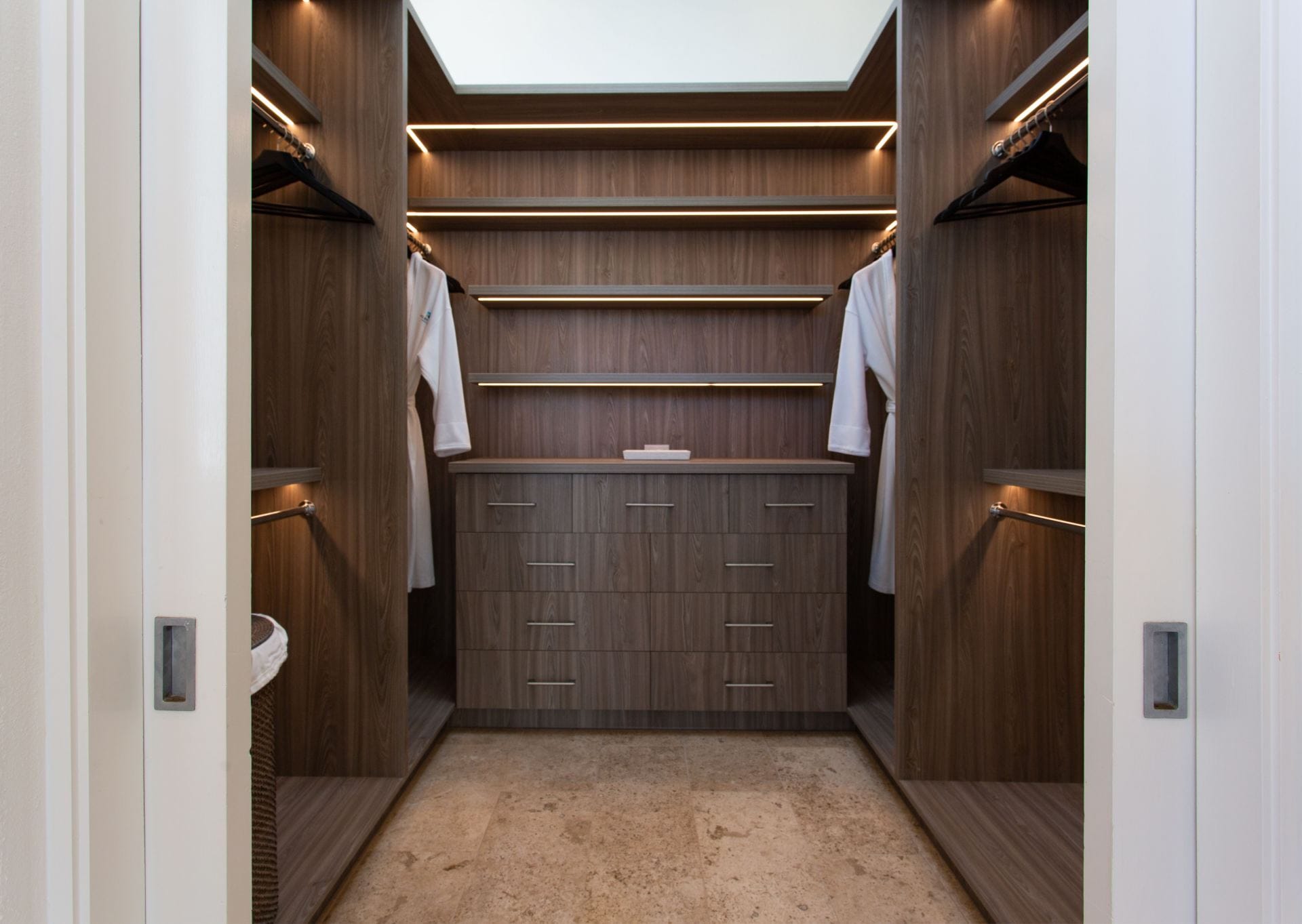Sky Villa — luxury villa photo 59
