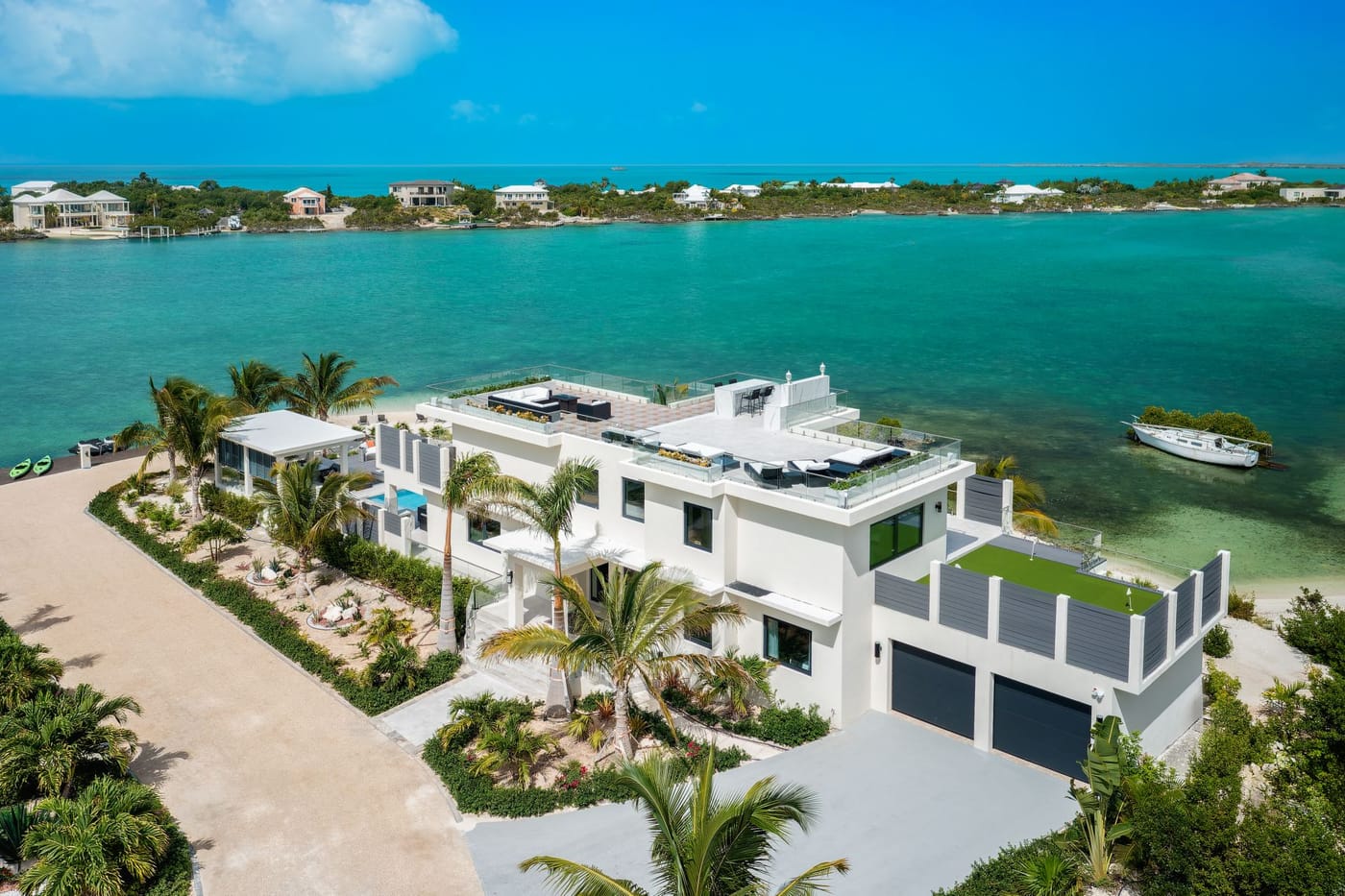 Horizon Villa - Image 1