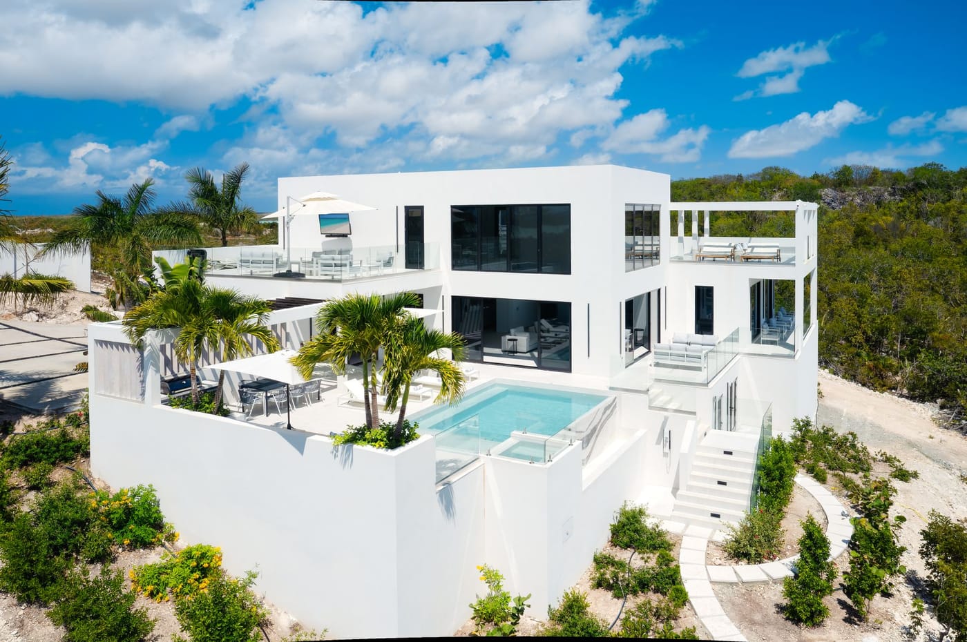 Cielo Villa - Image 1
