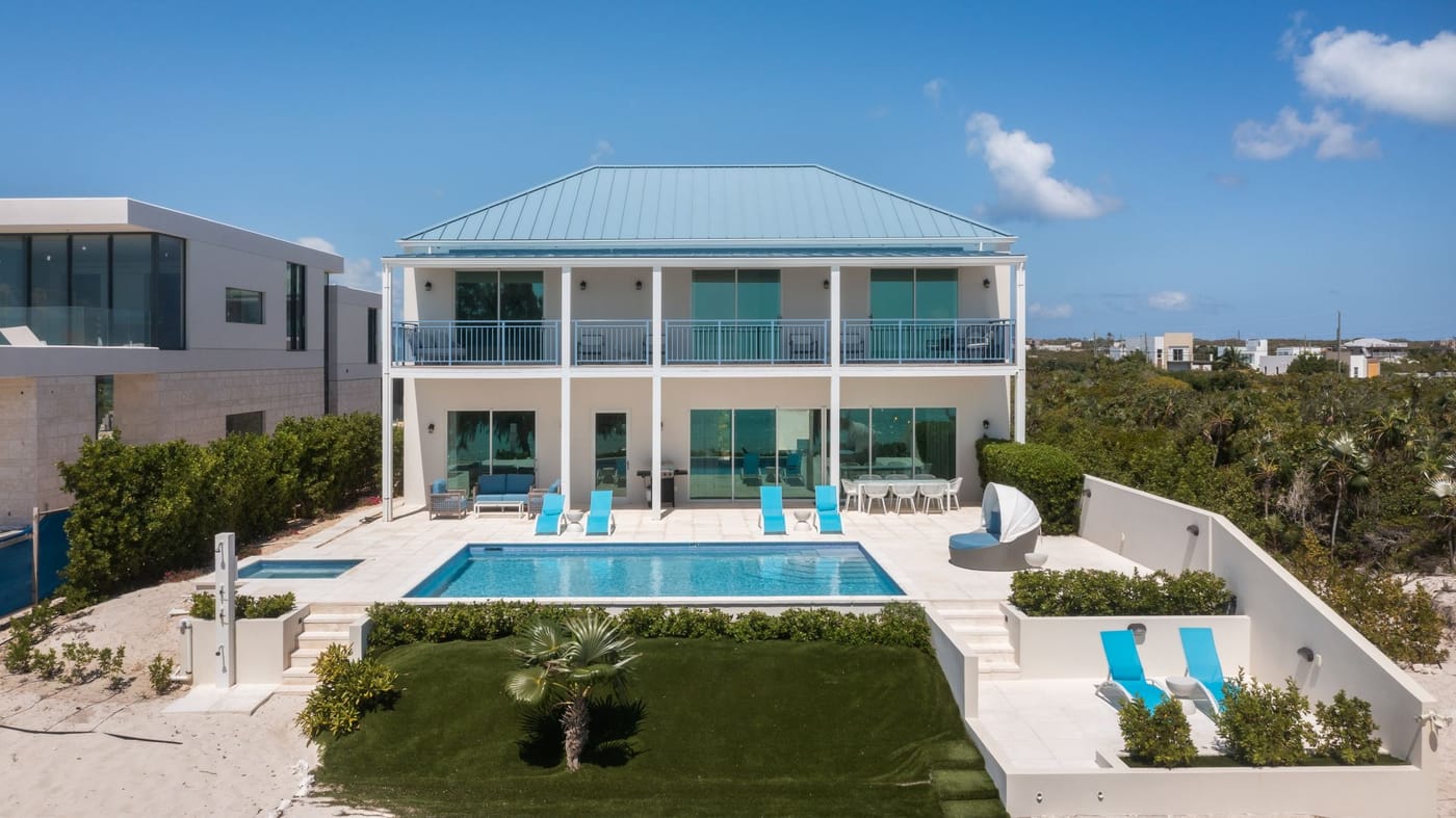 Hura Sea Azure Villa - Image 1