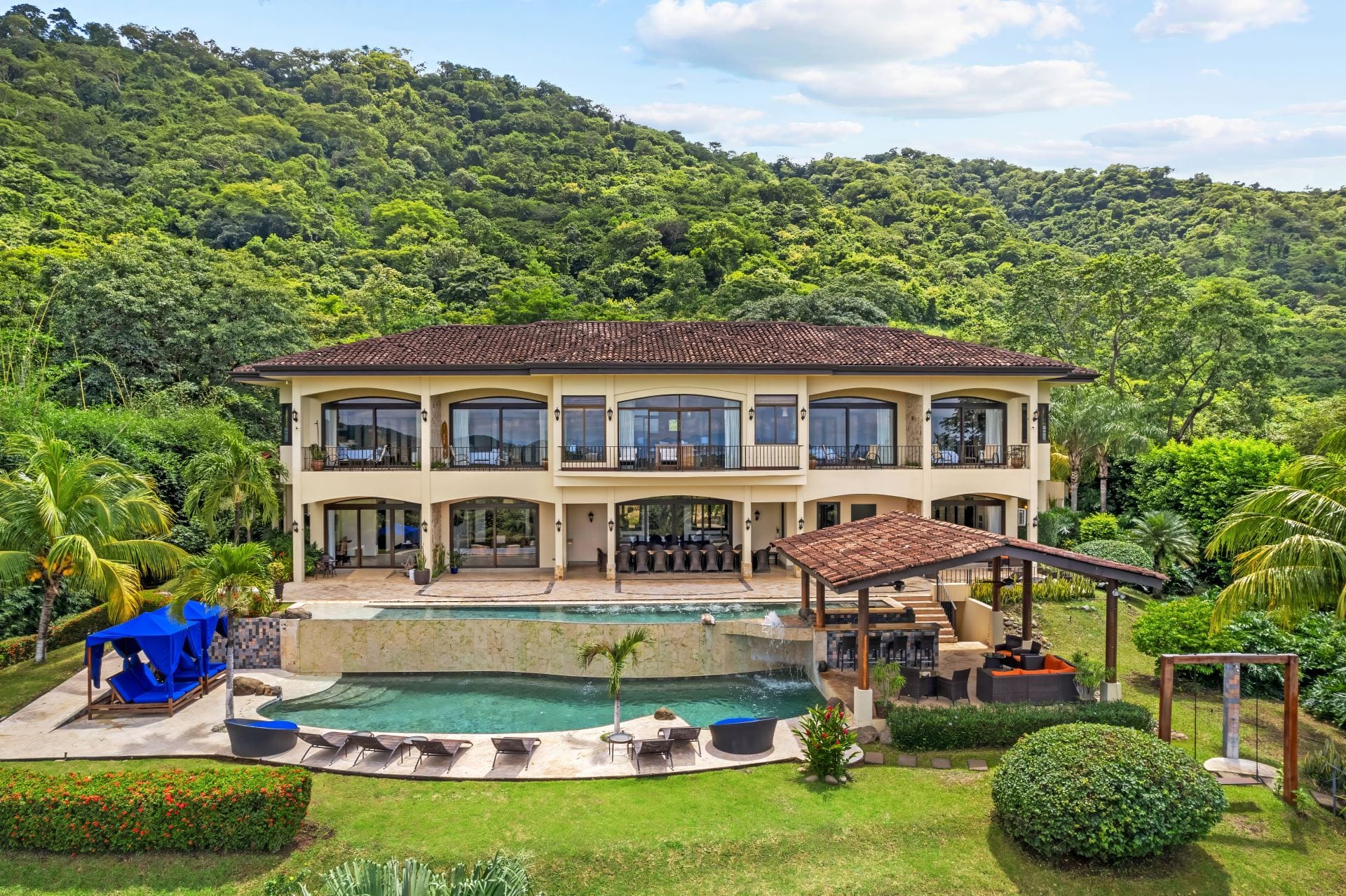 Villa Buena Onda — luxury villa photo 1