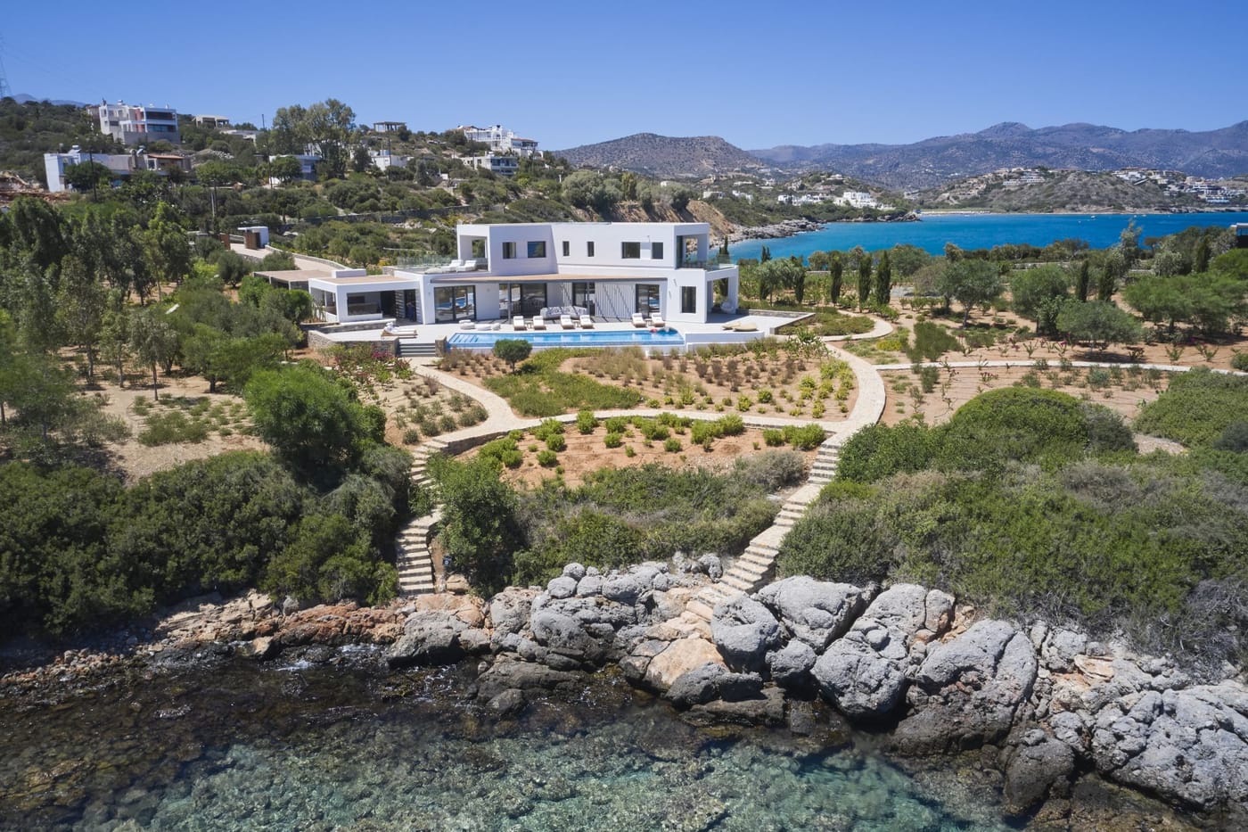 Iremia Seafront Villa - Image 1