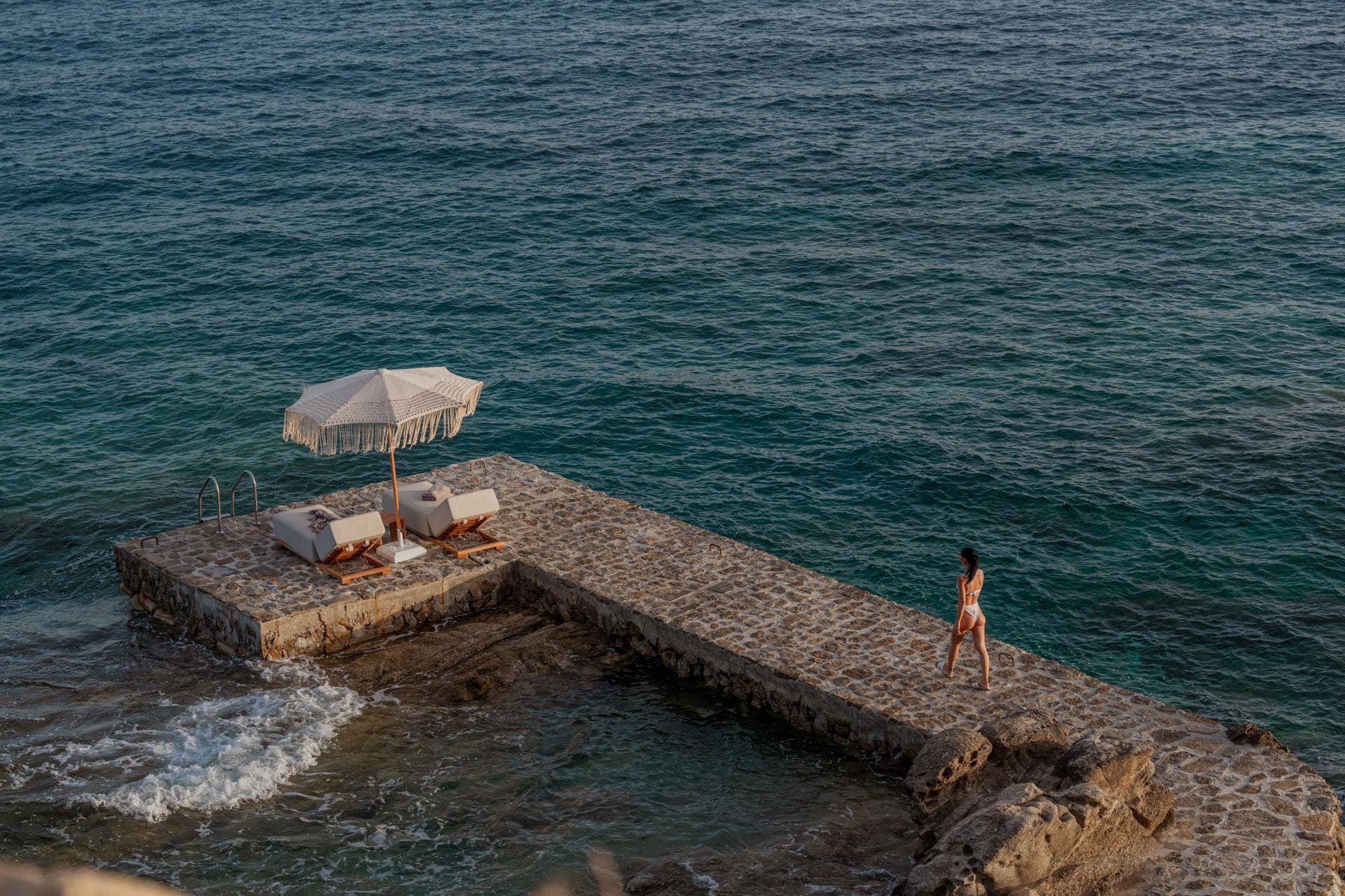 Splendid Waterfront Villas — luxury villa photo 80