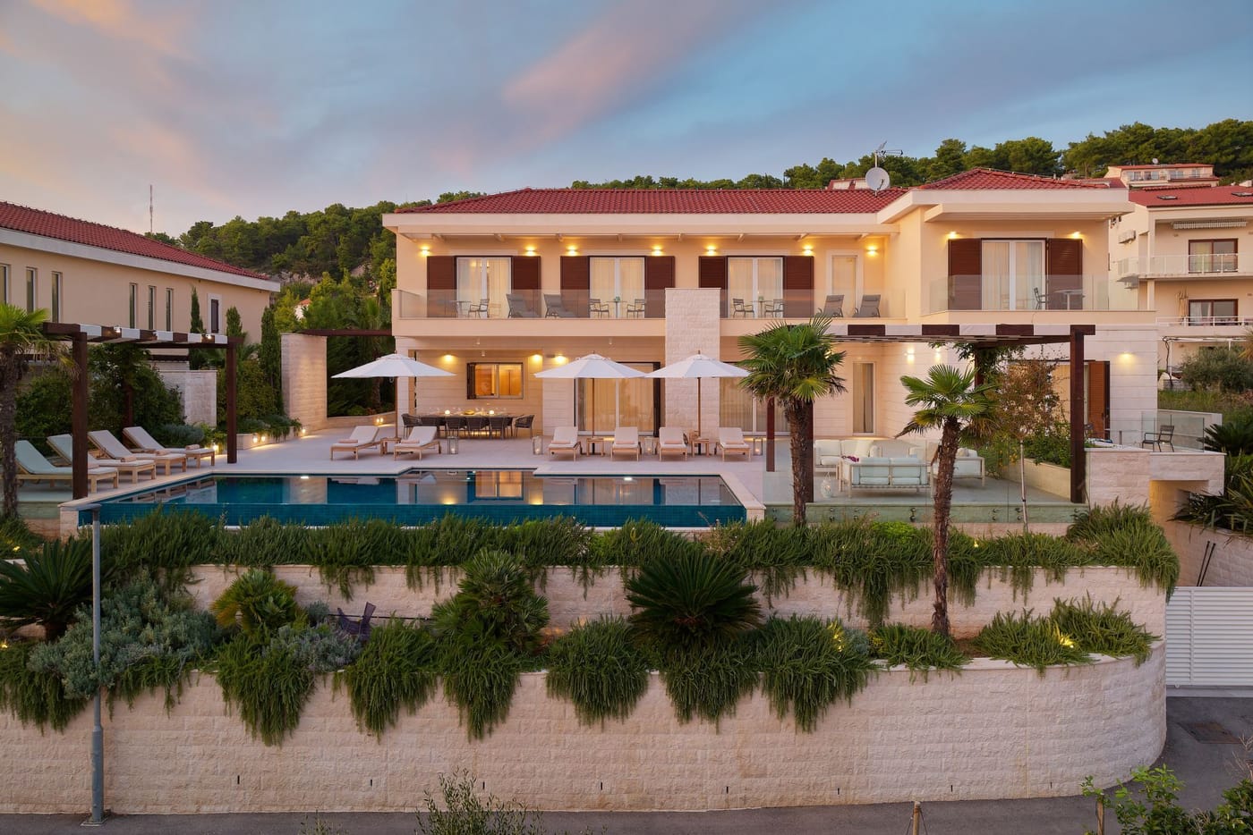 Villa Azzuro - Image 1
