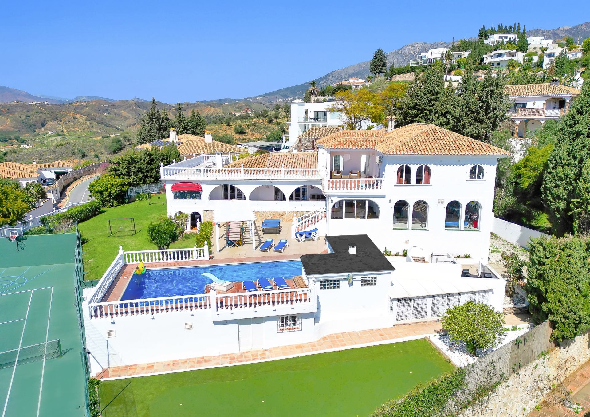 Villa Los Arcos-Mijas Costa — luxury villa photo 1