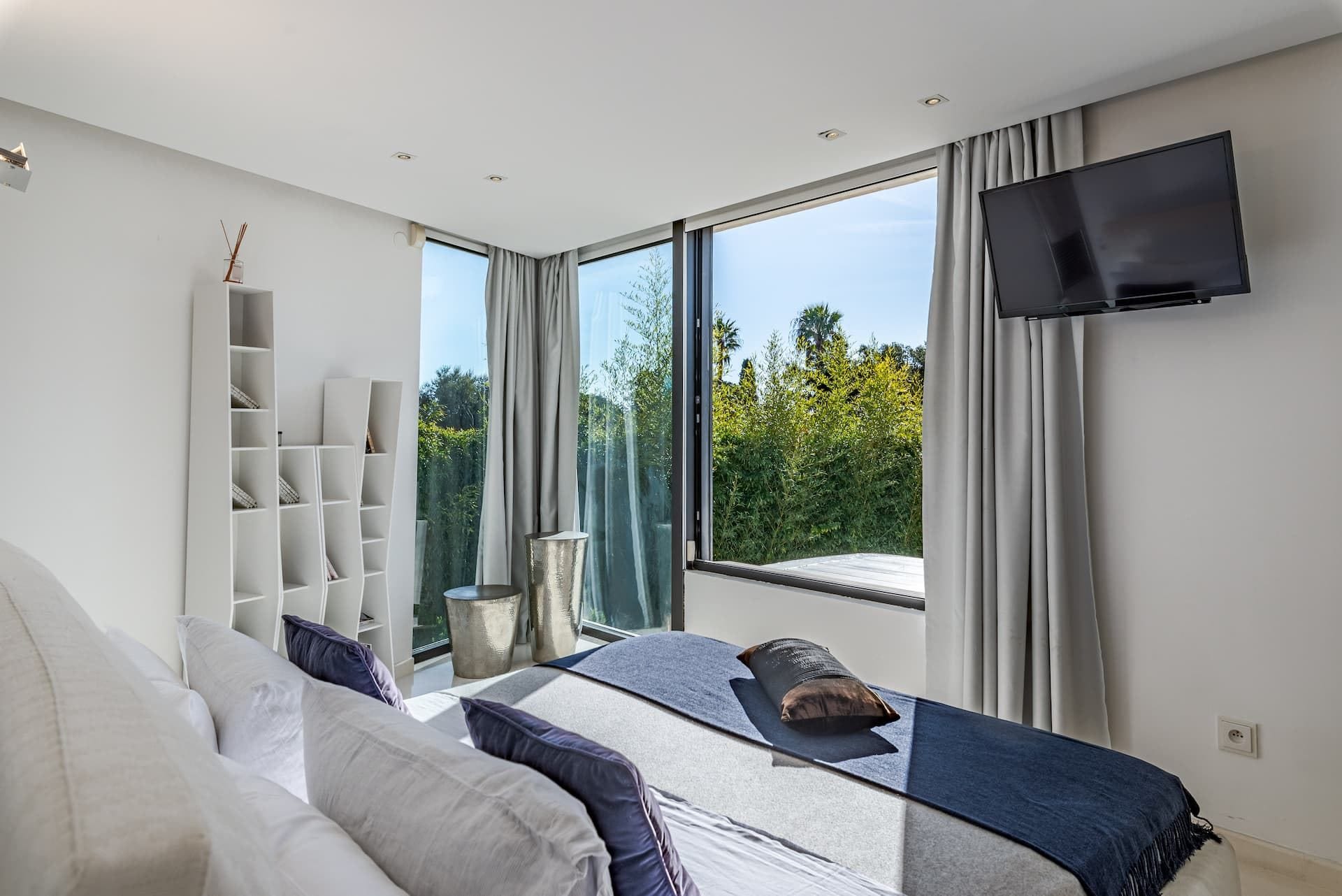Villa Pampelonne — luxury villa photo 28