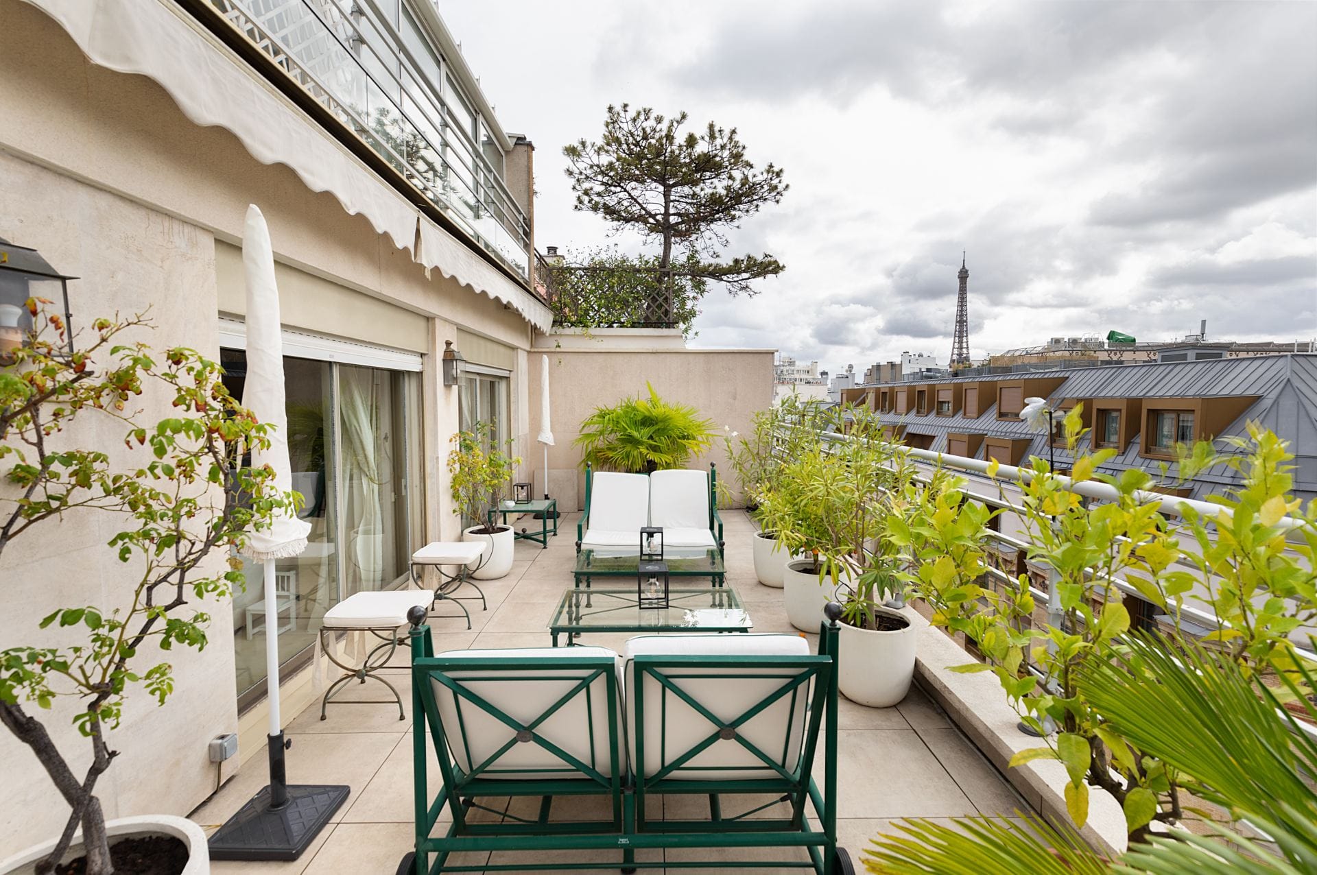 Apartment St Didier — luxury villa photo 24