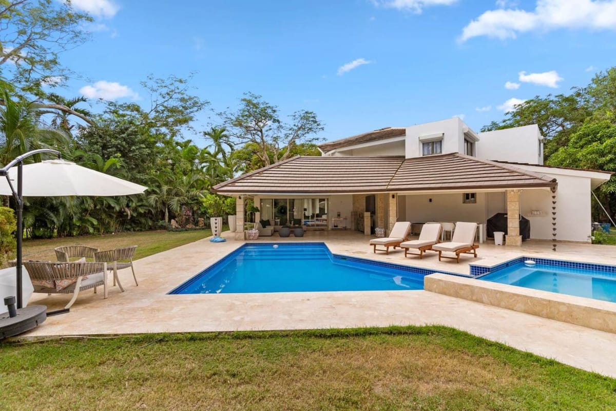 Villa Carol - Image 1