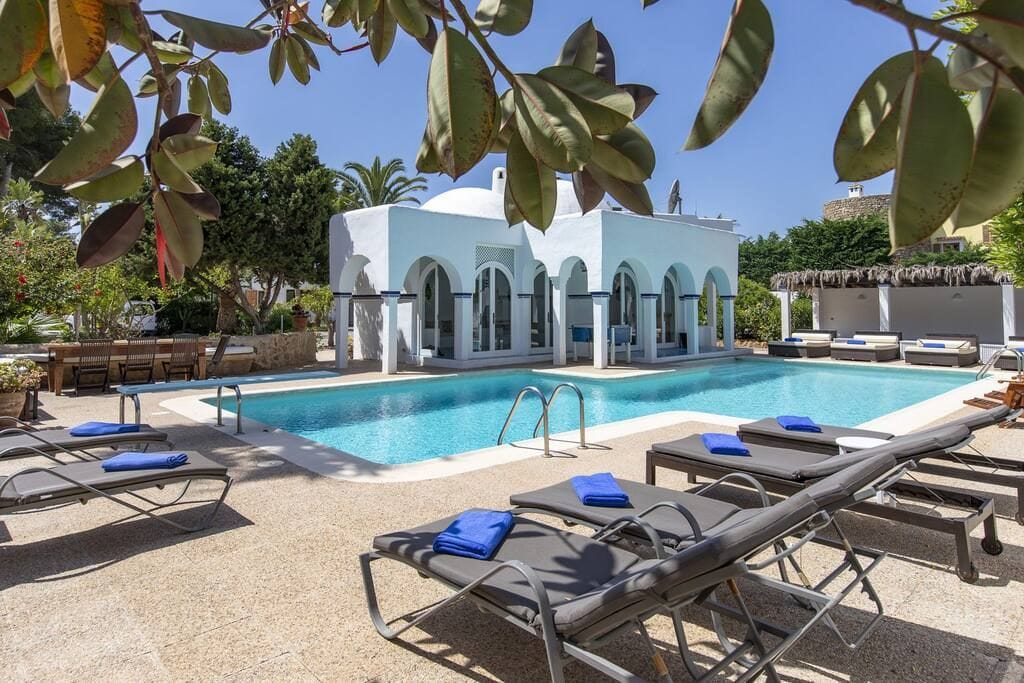 Villa Ola - Image 1