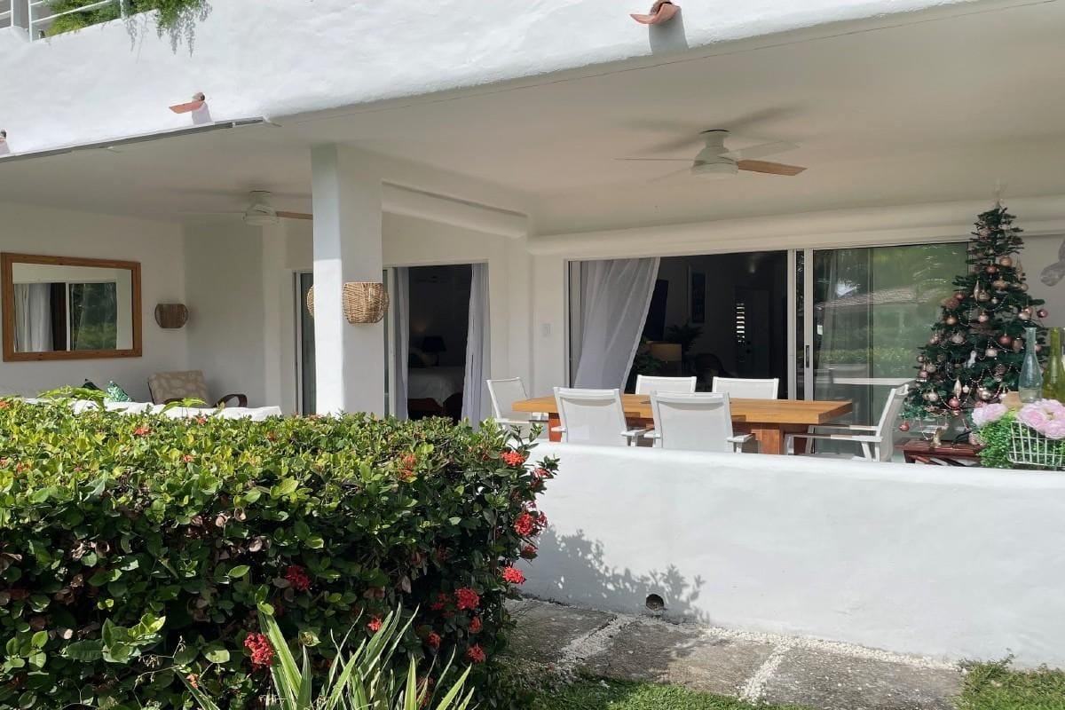 Glitter Bay 102, 49 Steps — luxury villa photo 1