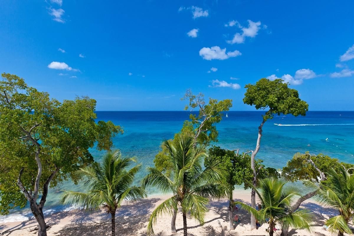 Waterside 101 — luxury villa photo 9