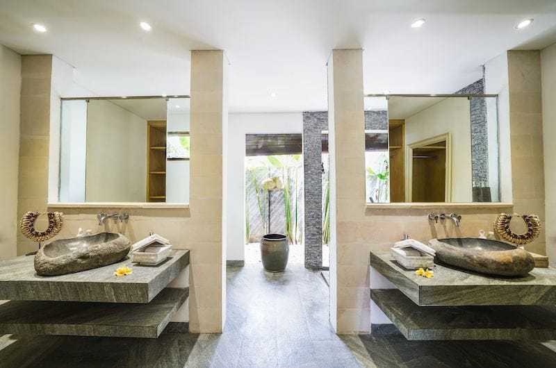 Villa Kadek — luxury villa photo 1