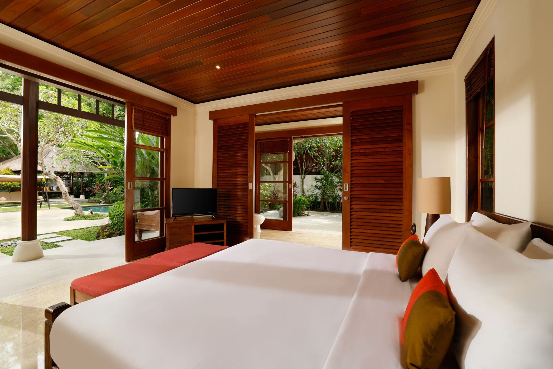 Villa OHM — luxury villa photo 2