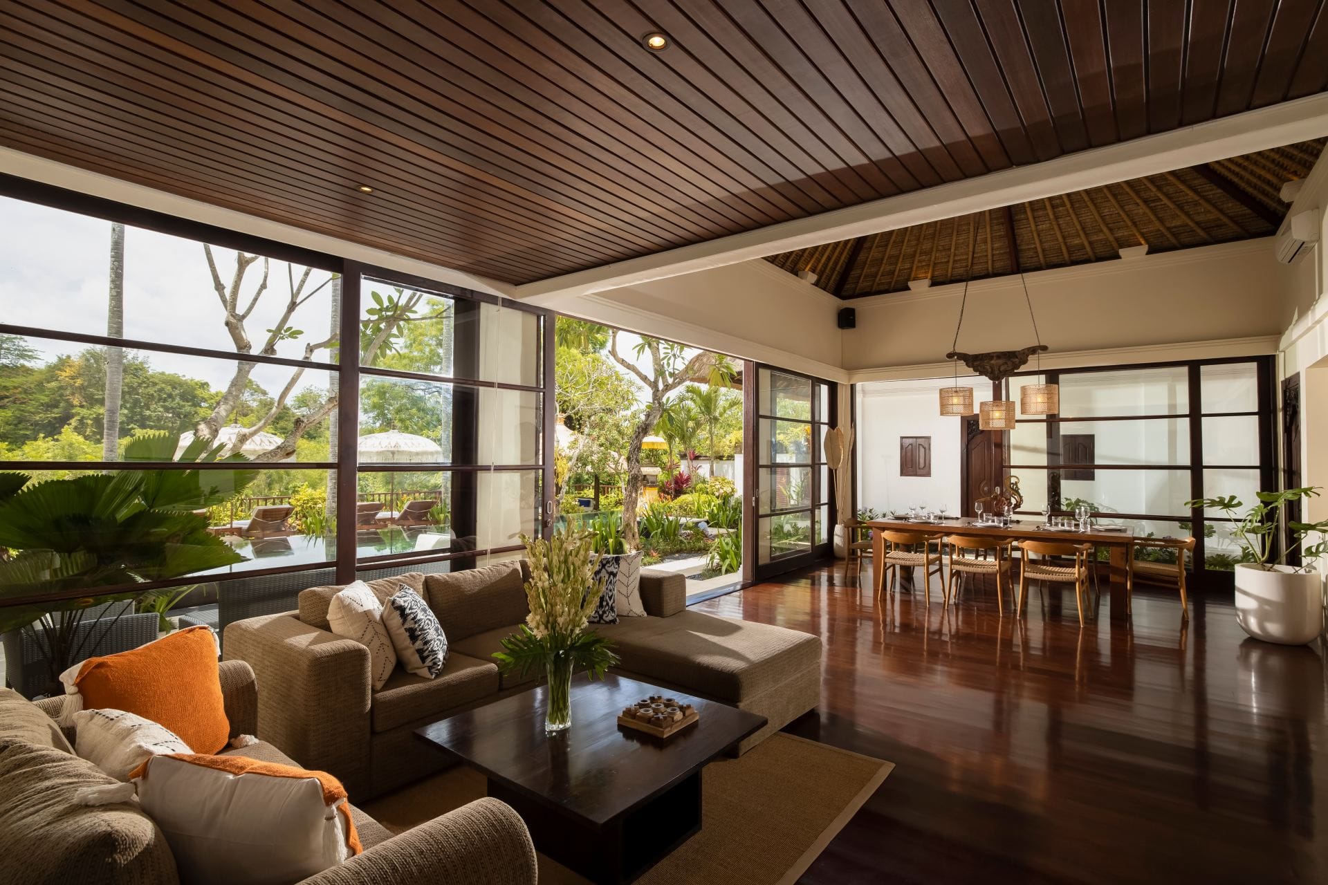 Villa Ken — luxury villa photo 2