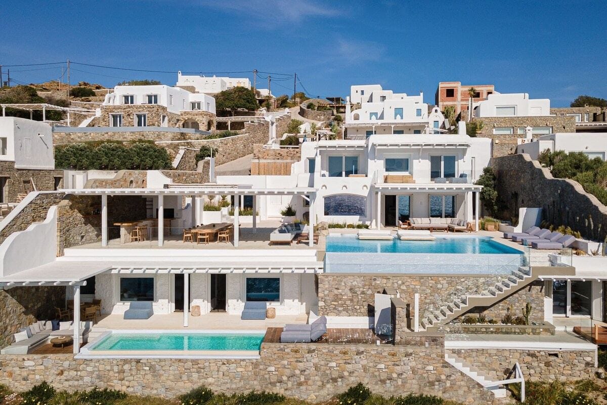 Villa Santa Esmeralda - Image 1