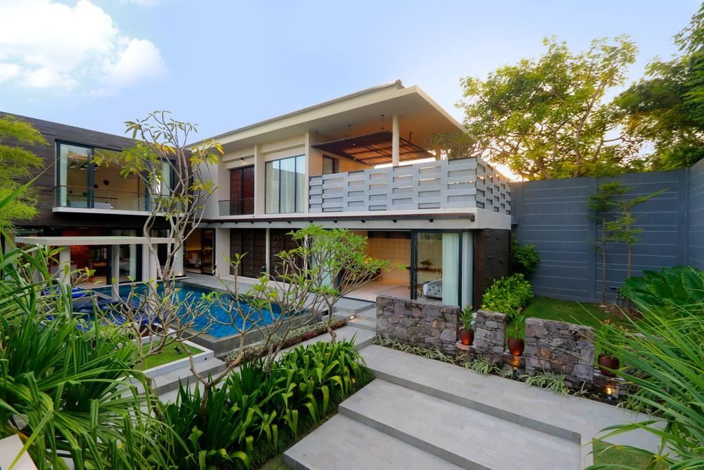 Vinila Penthouse - Image 1