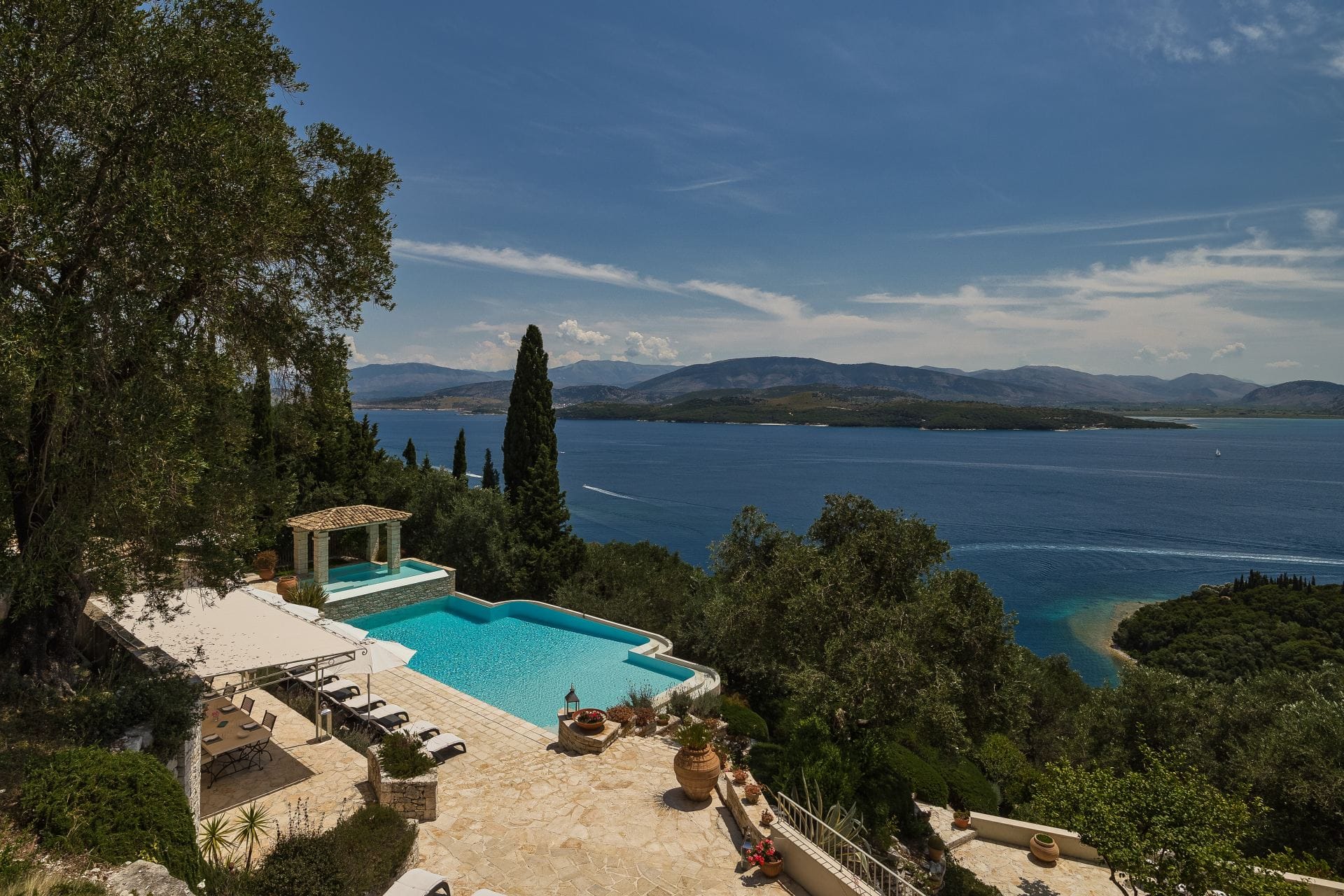 Villa Eremia — luxury villa photo 1