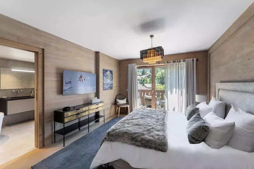 Penthouse Stallion D22 — luxury villa photo 1