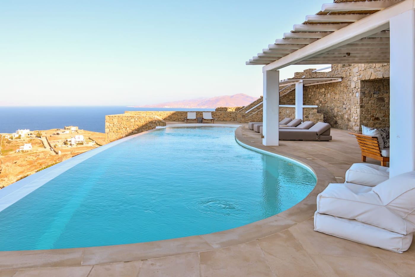 Altavista Villa - Image 1