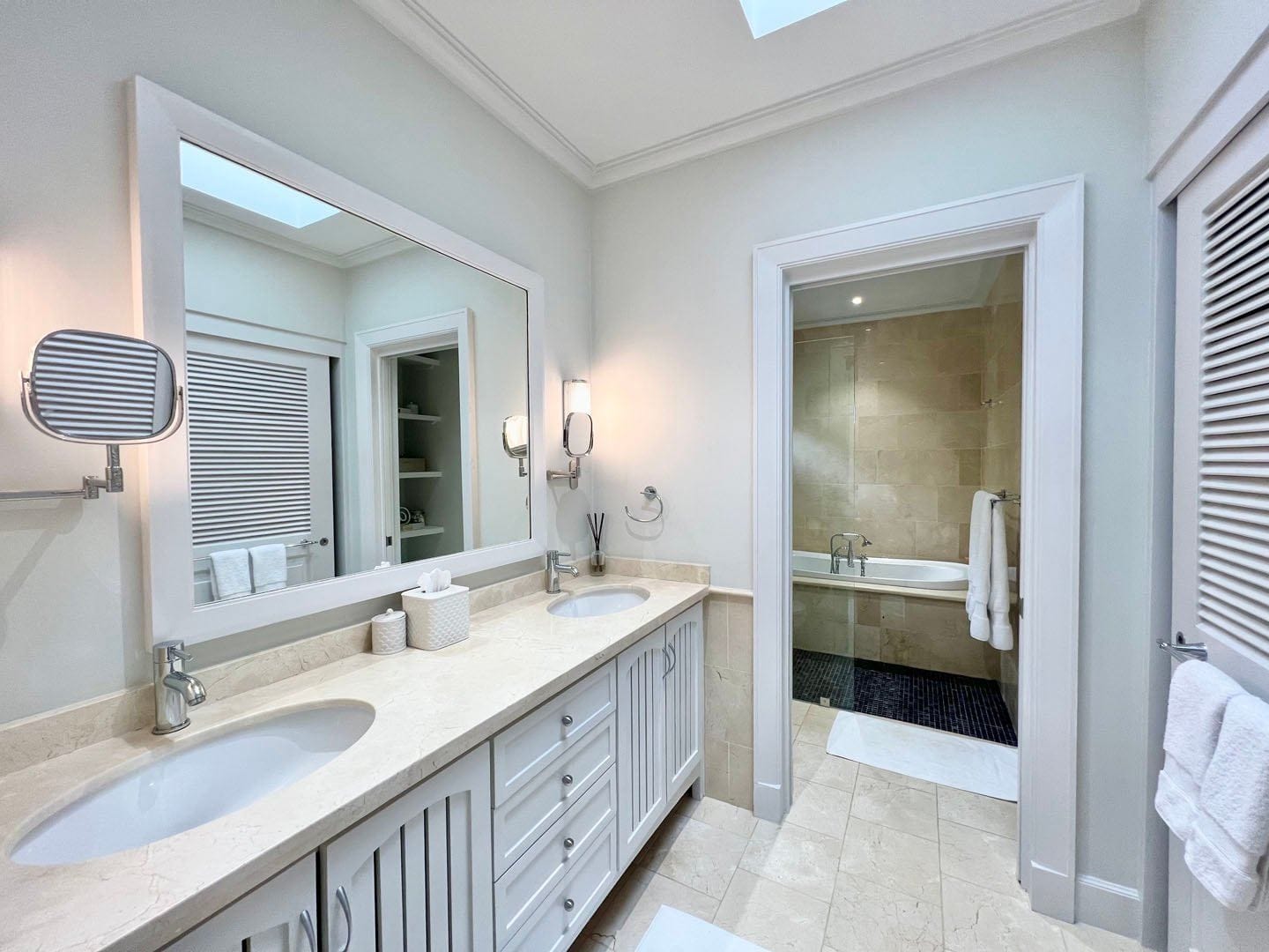 Villa Villatre — luxury villa photo 1