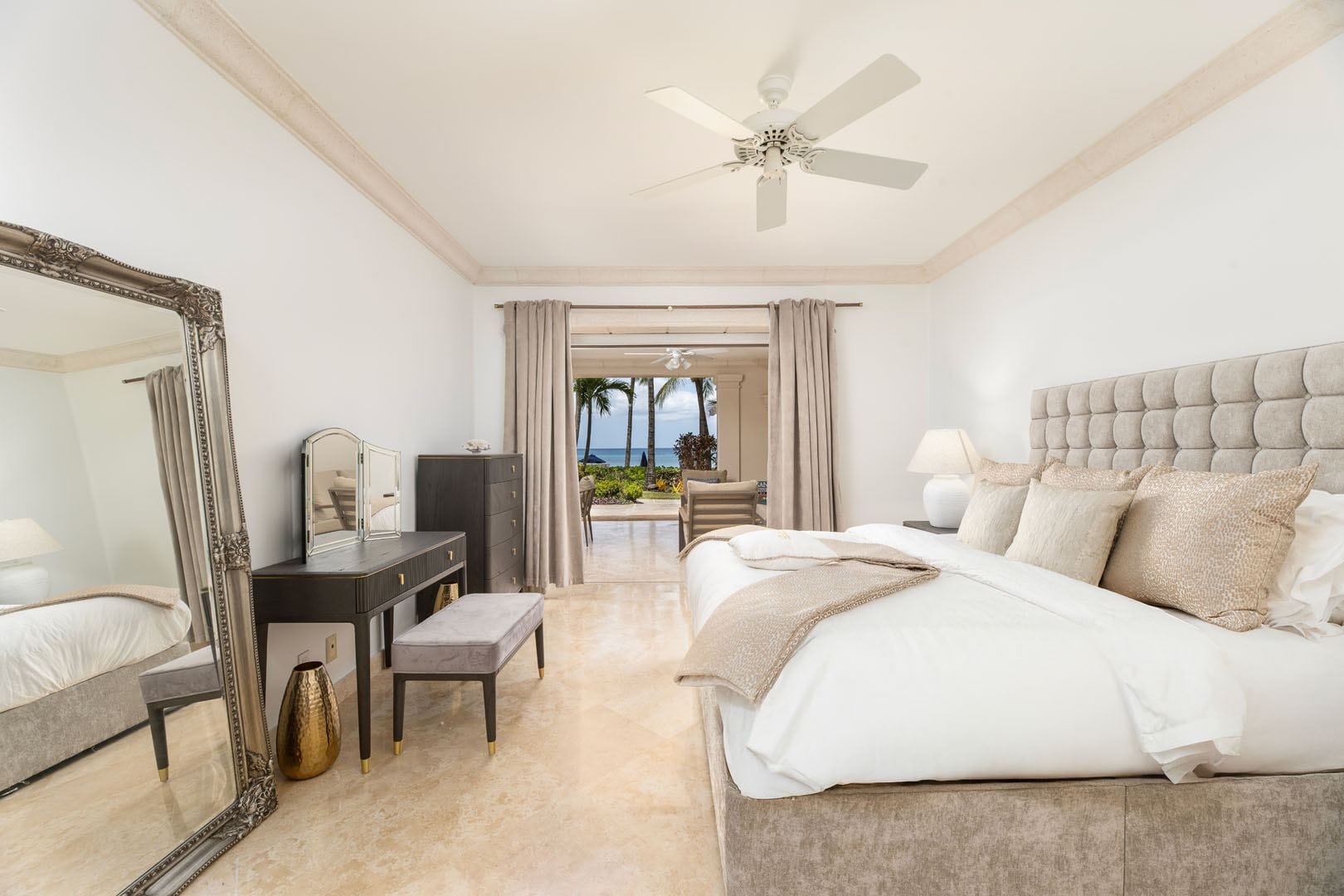 St Peters Bay 111 — luxury villa photo 16