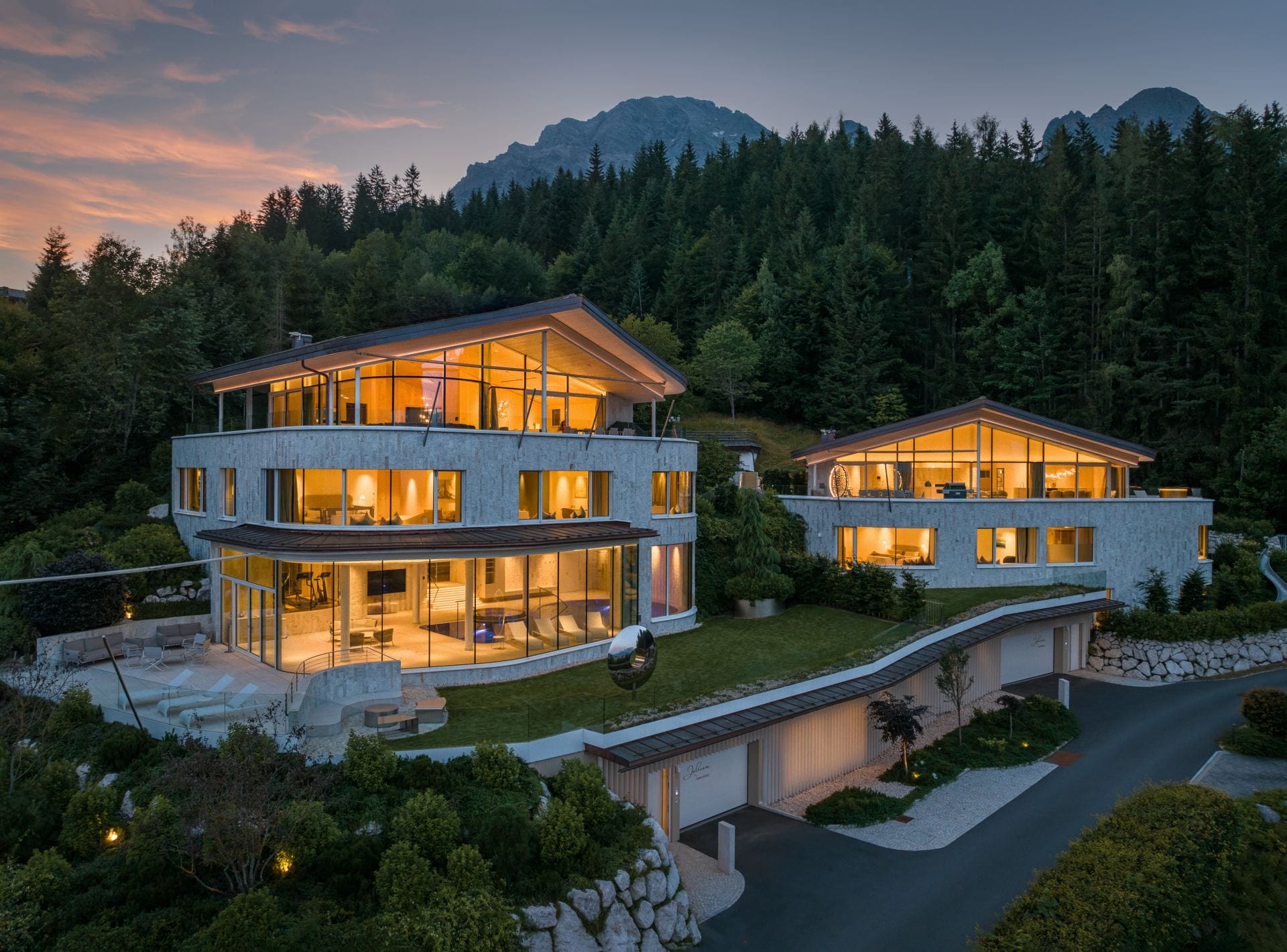 Julisam Estate — luxury villa photo 1