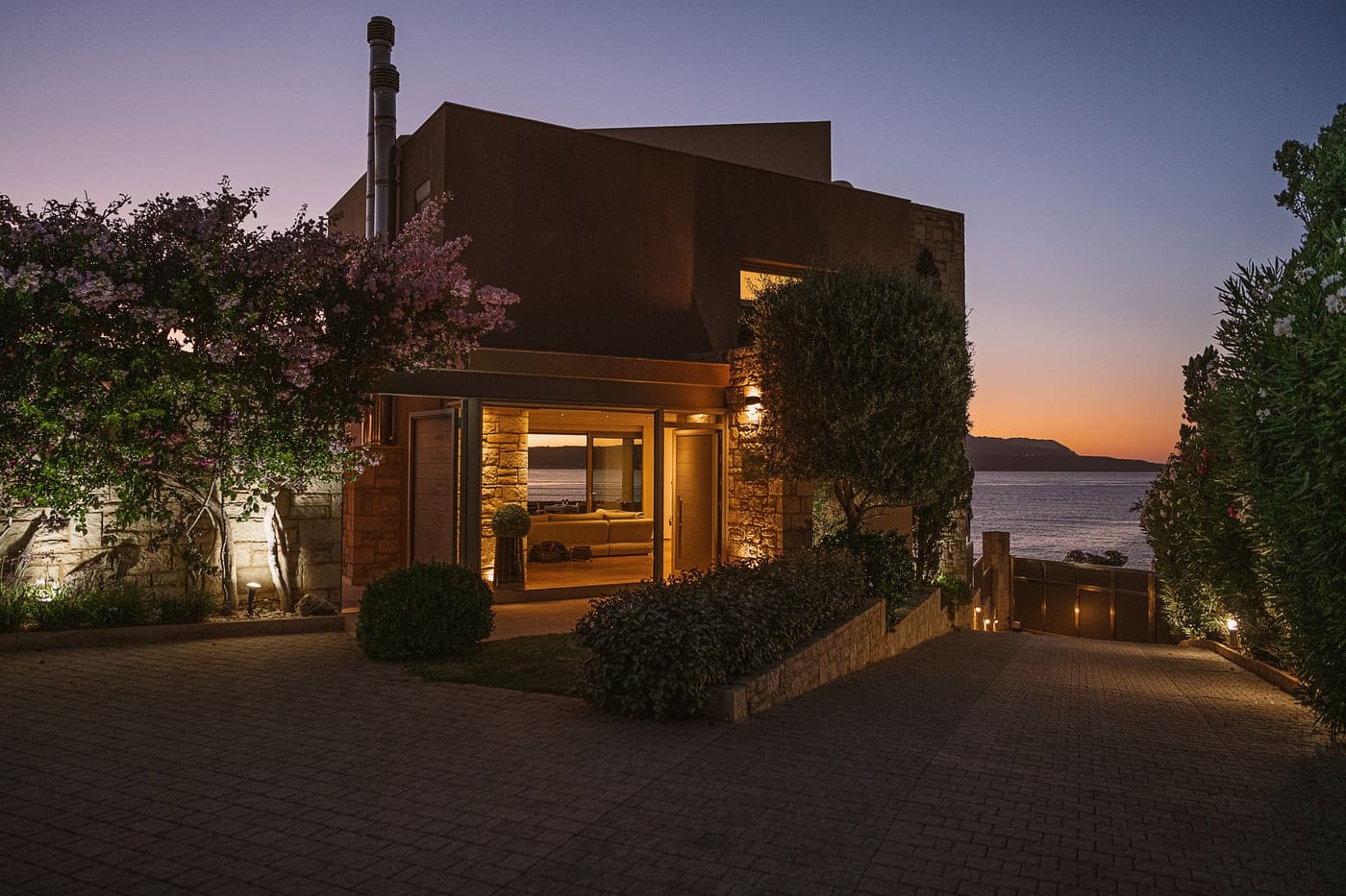 Almyra Residence - Image 1