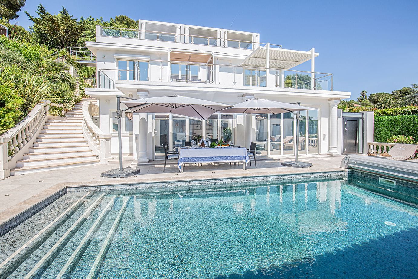 Villa Sandryon — luxury villa photo 1