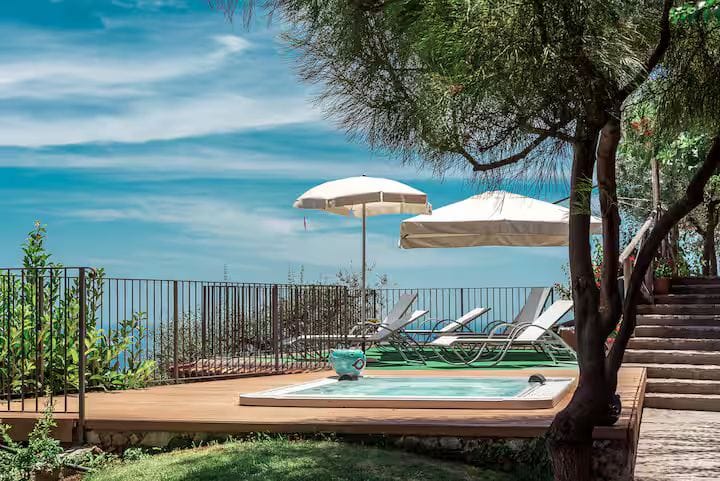 Villa Pittoresca - Image 1