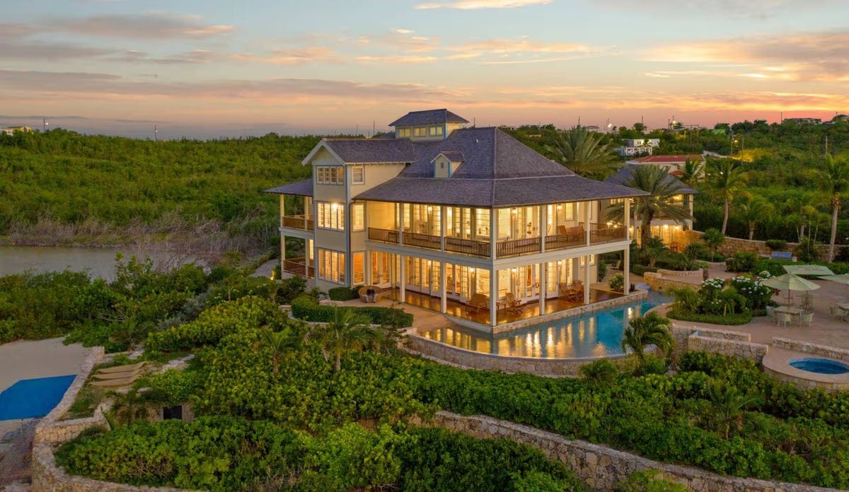 Santosha Villa Estate — luxury villa photo 1