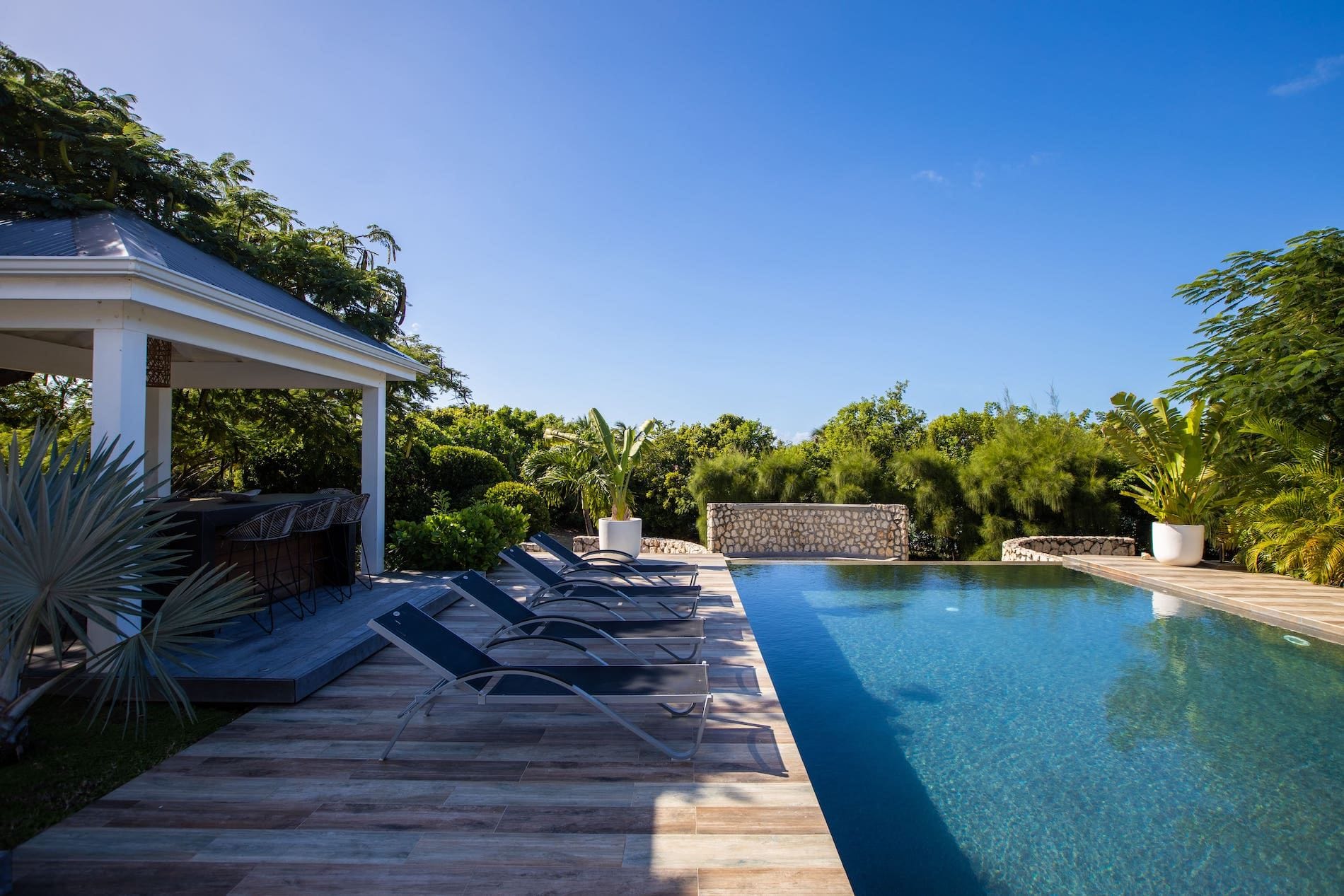 Villa Nuit Blanche — luxury villa photo 2