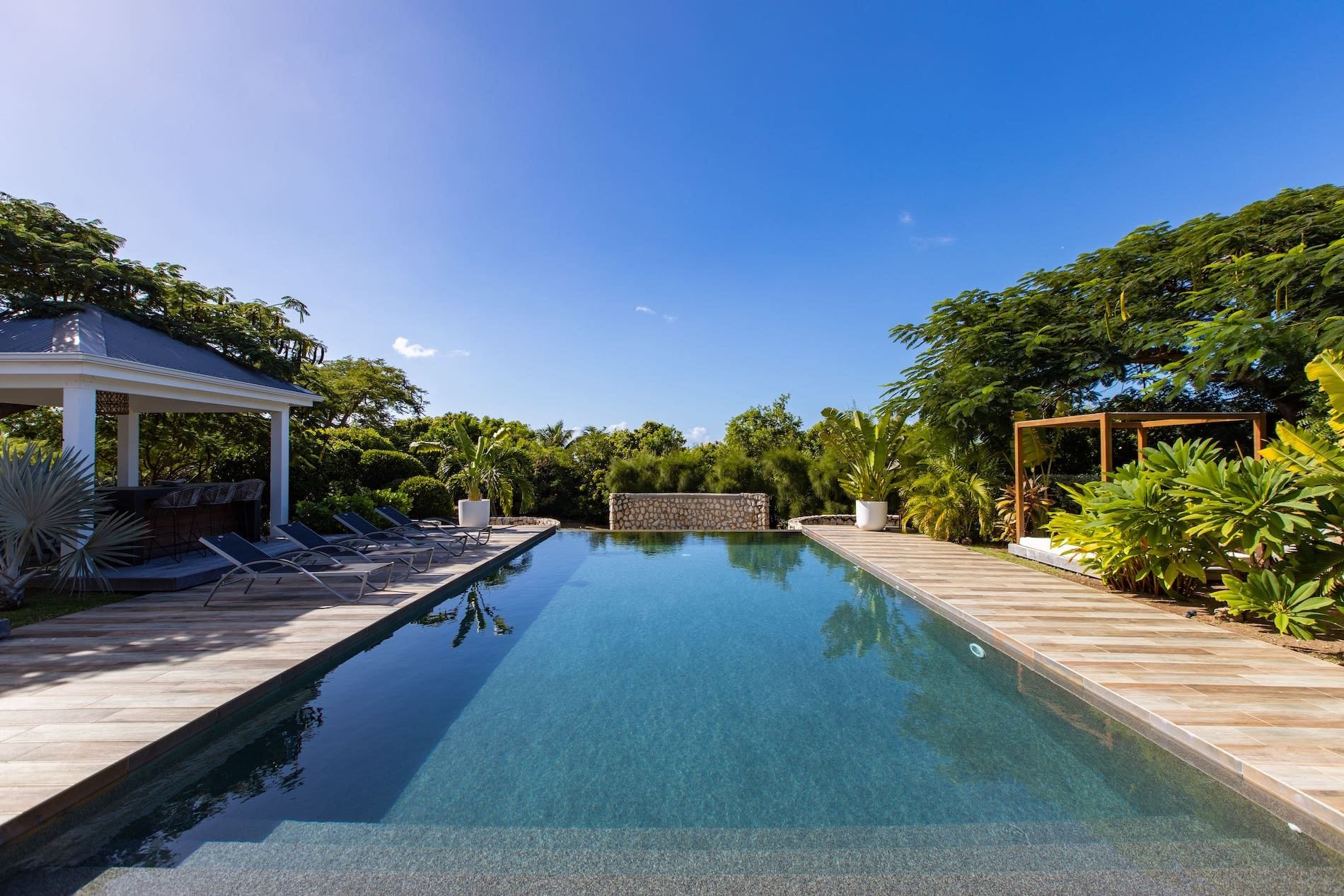 Villa Nuit Blanche — luxury villa photo 1