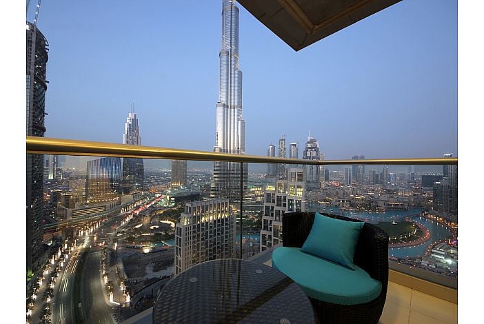 Startling views of dancing fountain, Burj Khalifa, Opera in The Lofts DownTown - Image 1