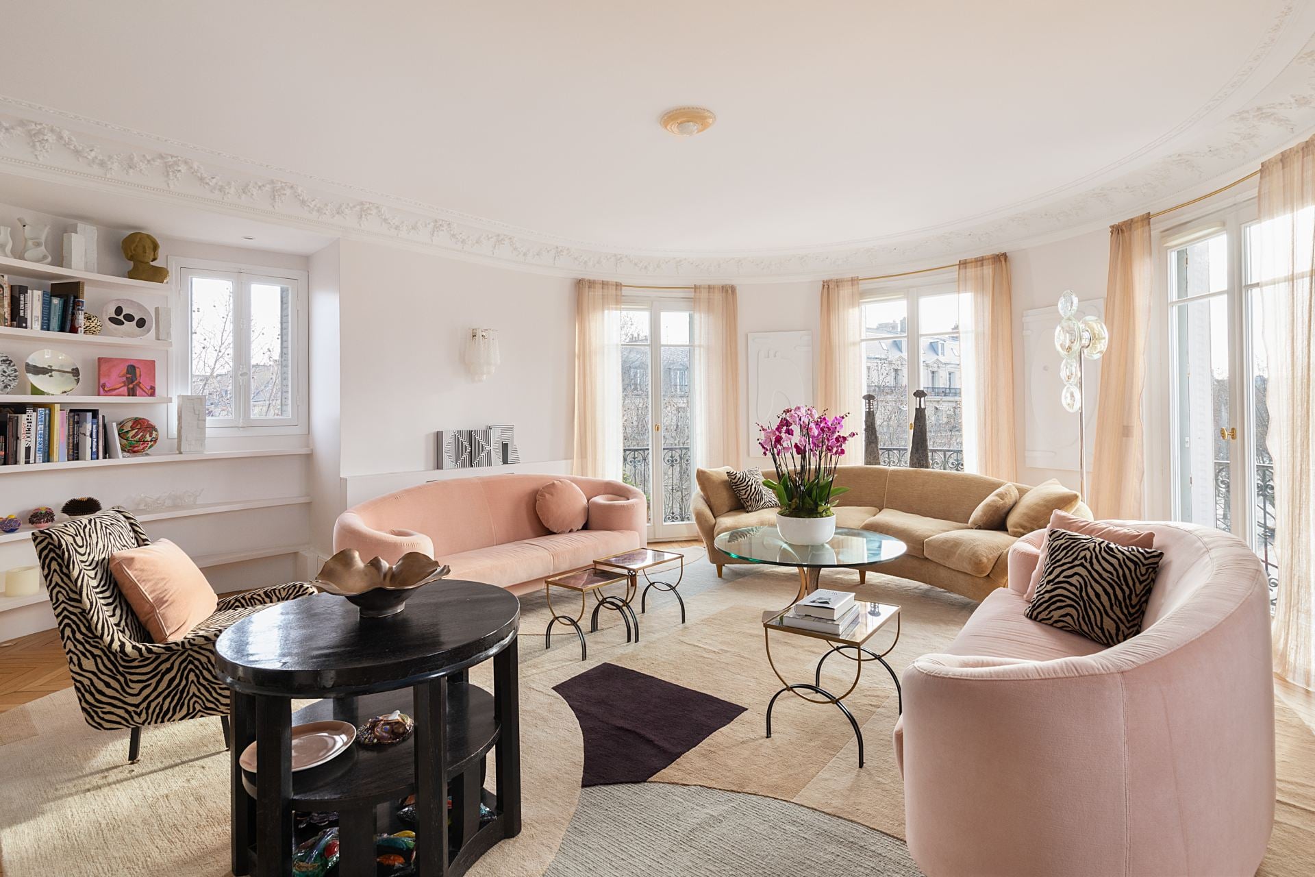 Apartment Bourbon - Image 1