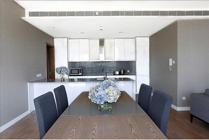ELEGANT 2 BED APARTMENT — luxury villa photo 3
