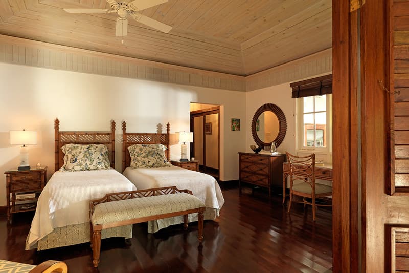 RoundHill Luxury Villas — luxury villa photo 3