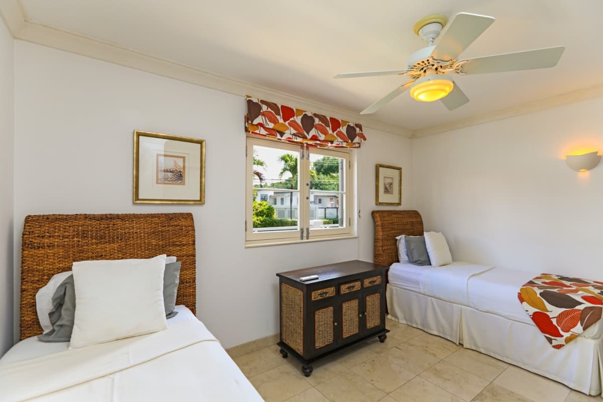 Waterside 104 — luxury villa photo 15