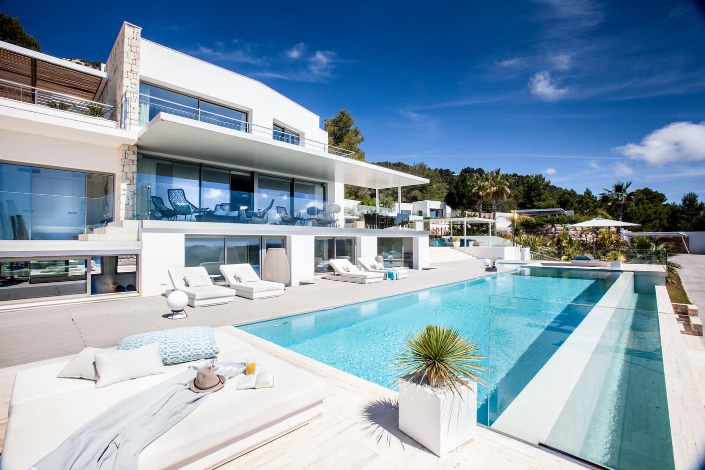 Mi Destino — luxury villa photo 1
