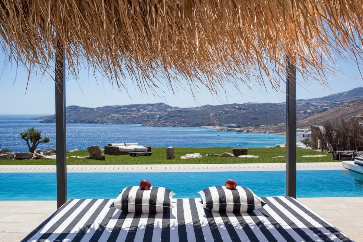 Myconian Super Paradise Villa — luxury villa photo 13