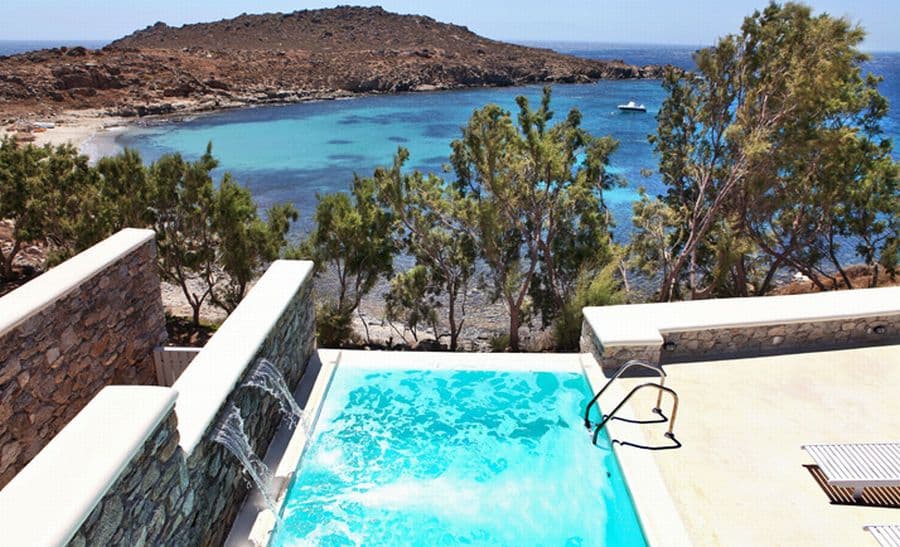 Executive Residence with Private Pool — luxury villa photo 1