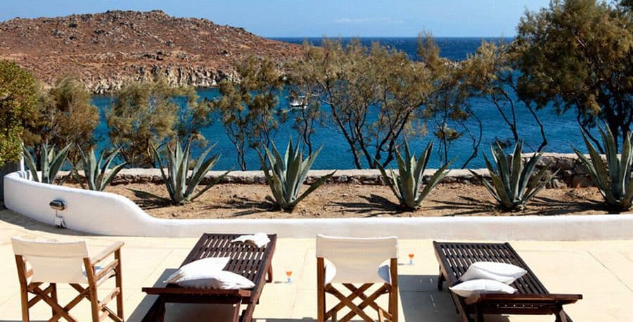Executive Residence with Private Pool — luxury villa photo 3