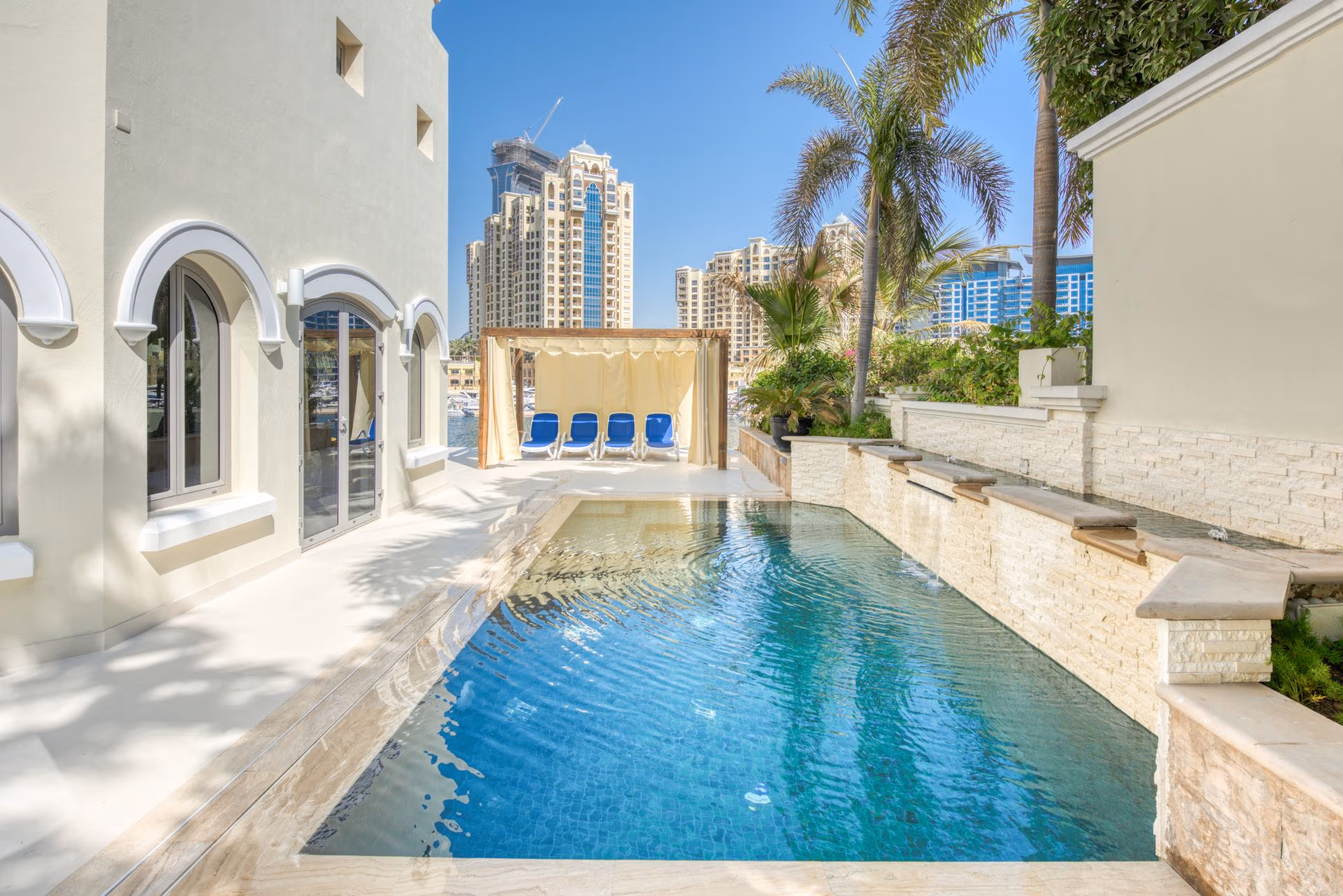 Palm Beach Villa - Image 1